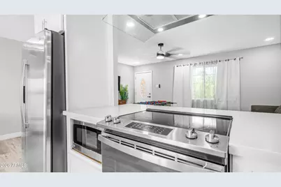 5238 W Acapulco Lane, Glendale, AZ 85306 - Photo 4