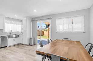 5238 W Acapulco Ln, Glendale, AZ 85306 - Photo 10