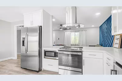 5238 W Acapulco Lane, Glendale, AZ 85306 - Photo 2