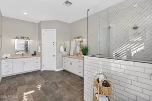 1124 E Loveland Ln, San Tan Valley, AZ 85140 - Photo 52