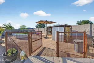 1124 E Loveland Ln, San Tan Valley, AZ 85140 - Photo 22