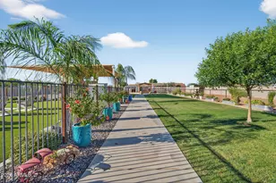 1124 E Loveland Ln, San Tan Valley, AZ 85140 - Photo 8