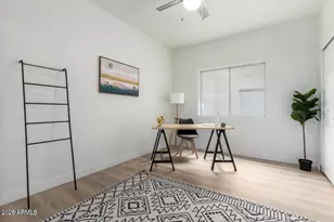 725 W Palo Verde St, Gilbert, AZ 85233 - Photo 14