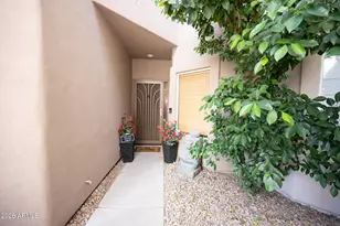 4202 N 21st St, Phoenix, AZ 85016 - Photo 2