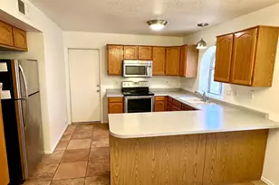 2914 E Woodland Dr, Phoenix, AZ 85048 - Photo 8