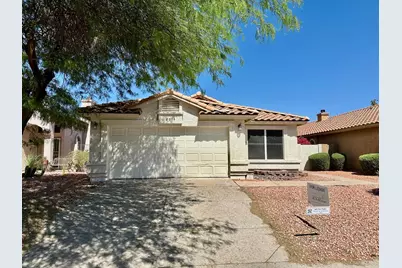 2914 E Woodland Drive, Phoenix, AZ 85048 - Photo 1
