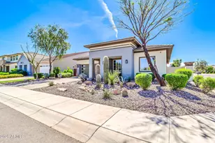 1441 E Powell Way, Gilbert, AZ 85298 - Photo 2