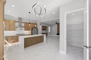 8001 W San Juan Ave, Glendale, AZ 85303 - Photo 2