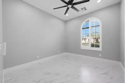8001 W San Juan Avenue, Glendale, AZ 85303 - Photo 12