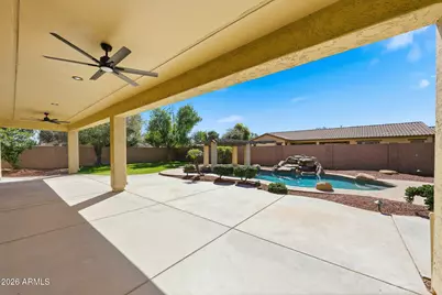 8001 W San Juan Avenue, Glendale, AZ 85303 - Photo 8