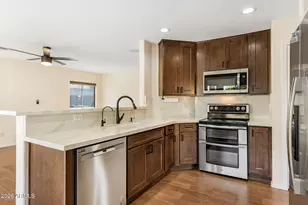 5739 W Seldon Ln, Glendale, AZ 85302 - Photo 22