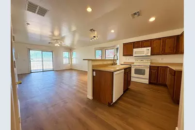 177 S 151st Avenue, Goodyear, AZ 85338 - Photo 6