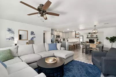 8449 E Roanoke Avenue, Scottsdale, AZ 85257 - Photo 4