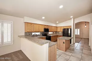 7436 W Abraham Ln, Glendale, AZ 85308 - Photo 4