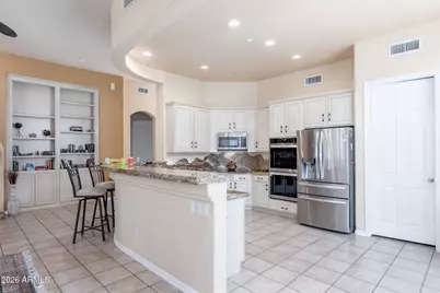 15618 E Cactus Drive, Fountain Hills, AZ 85268 - Photo 12