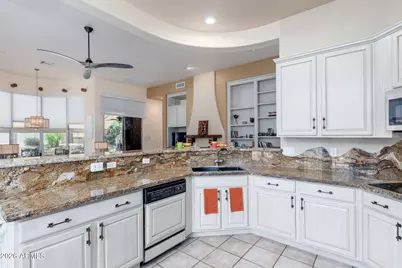 15618 E Cactus Drive, Fountain Hills, AZ 85268 - Photo 16