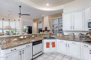 15618 E Cactus Dr, Fountain Hills, AZ 85268 - Photo 16
