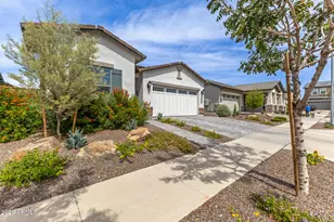 1926 W Holden Dr, Phoenix, AZ 85085 - Photo 36