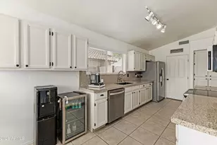 653 W Naranja Ave, Mesa, AZ 85210 - Photo 10