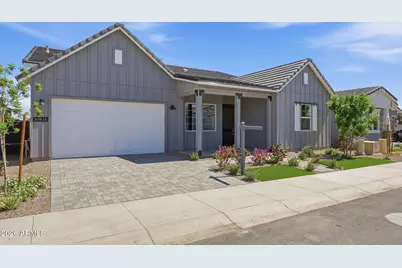 10841 N Blakely Street, Surprise, AZ 85388 - Photo 2