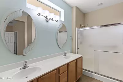 16838 W Desert Blossom Way, Surprise, AZ 85387 - Photo 20