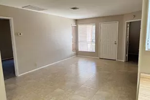 312 W Yukon Dr, Phoenix, AZ 85027 - Photo 12