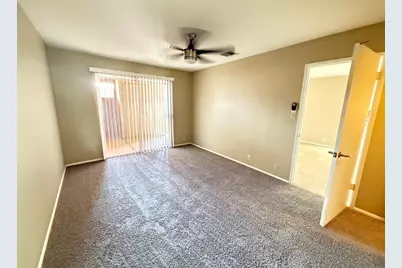 312 W Yukon Drive #Unit 2, Phoenix, AZ 85027 - Photo 2