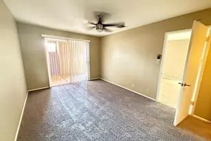 312 W Yukon Dr, Phoenix, AZ 85027 - Photo 2