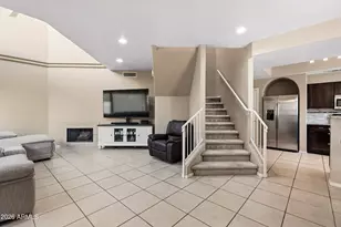 5044 E Siesta Dr, Phoenix, AZ 85044 - Photo 4