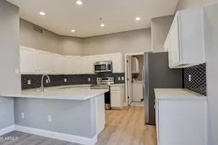 16420 N Thompson Peak Pkwy, Scottsdale, AZ 85260 - Photo 10