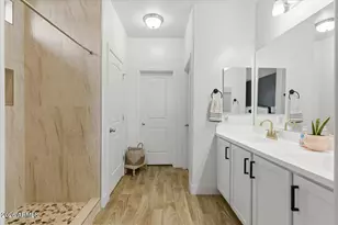 17639 W Country Club Terrace, Surprise, AZ 85387 - Photo 18