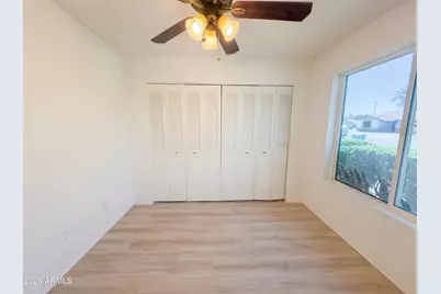 1948 W Angela Drive, Phoenix, AZ 85023 - Photo 8