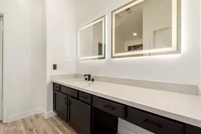 8559 W Sunnyslope Lane, Peoria, AZ 85345 - Photo 20