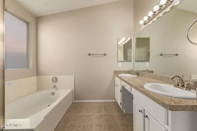 2026 E Glenhaven Drive, Phoenix, AZ 85048 - Photo 10