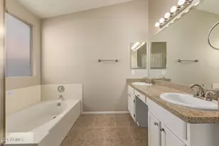 2026 E Glenhaven Dr, Phoenix, AZ 85048 - Photo 10