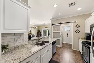 215 E Shawnee Rd, San Tan Valley, AZ 85143 - Photo 8