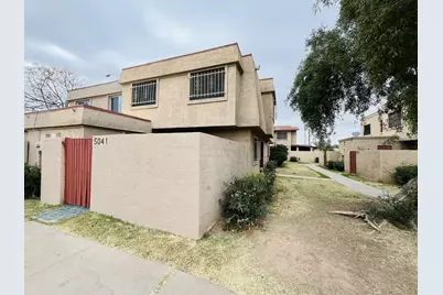 5041 N 40th Avenue, Phoenix, AZ 85019 - Photo 8