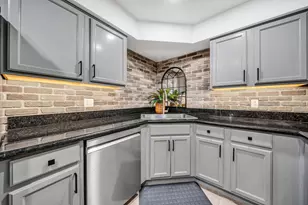 8787 E Mountain View Rd, Scottsdale, AZ 85258 - Photo 16