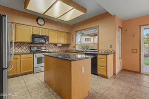 15235 S 44th Pl, Phoenix, AZ 85044 - Photo 8