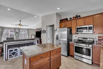 2185 E Hazeltine Way, Gilbert, AZ 85298 - Photo 14
