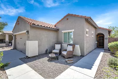 2185 E Hazeltine Way, Gilbert, AZ 85298 - Photo 4