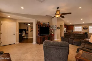 2185 E Hazeltine Way, Gilbert, AZ 85298 - Photo 6