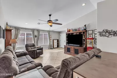 2185 E Hazeltine Way, Gilbert, AZ 85298 - Photo 10