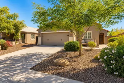 2185 E Hazeltine Way, Gilbert, AZ 85298 - Photo 2