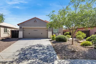 2185 E Hazeltine Way, Gilbert, AZ 85298 - Photo 1