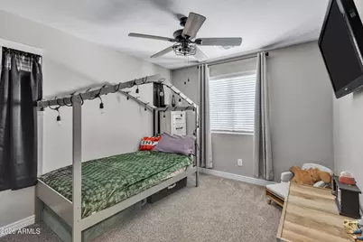 2185 E Hazeltine Way, Gilbert, AZ 85298 - Photo 18