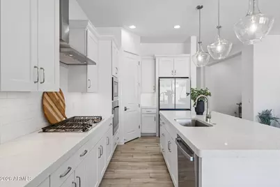 8044 E June Circle, Mesa, AZ 85207 - Photo 10