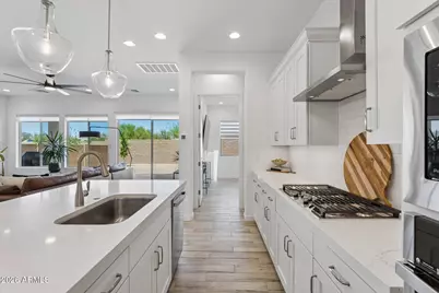 8044 E June Circle, Mesa, AZ 85207 - Photo 8