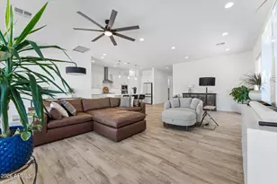 8044 E June Cir, Mesa, AZ 85207 - Photo 4