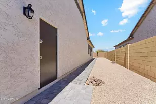 8044 E June Cir, Mesa, AZ 85207 - Photo 32